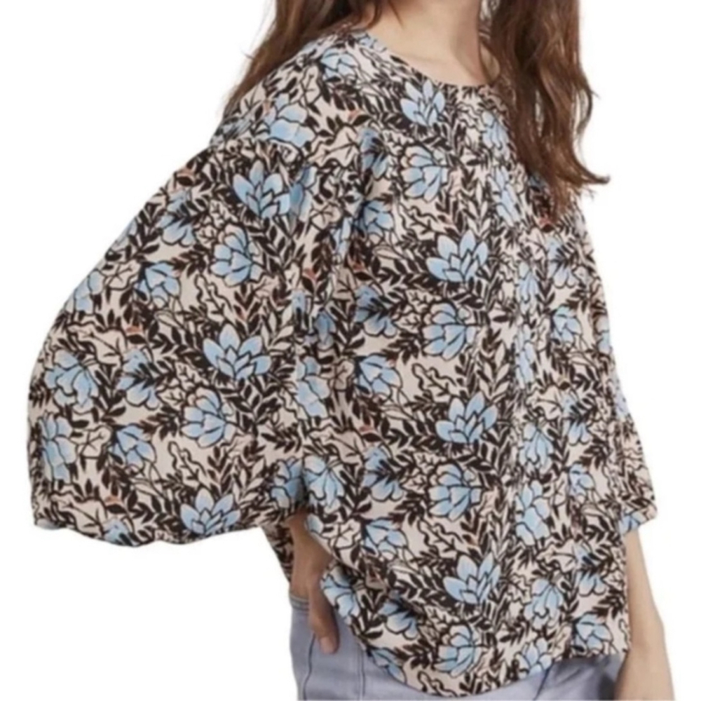 Elizabeth and James Floral Print Blouse Top Size S Blue Black bubble sleeve
